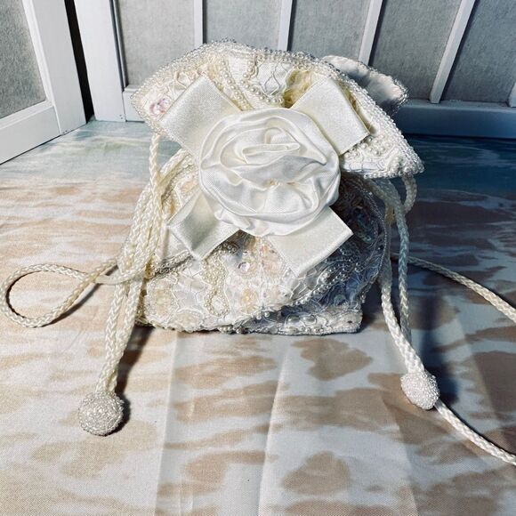 Beaded Drawstring Purse - Picture 9 of 12